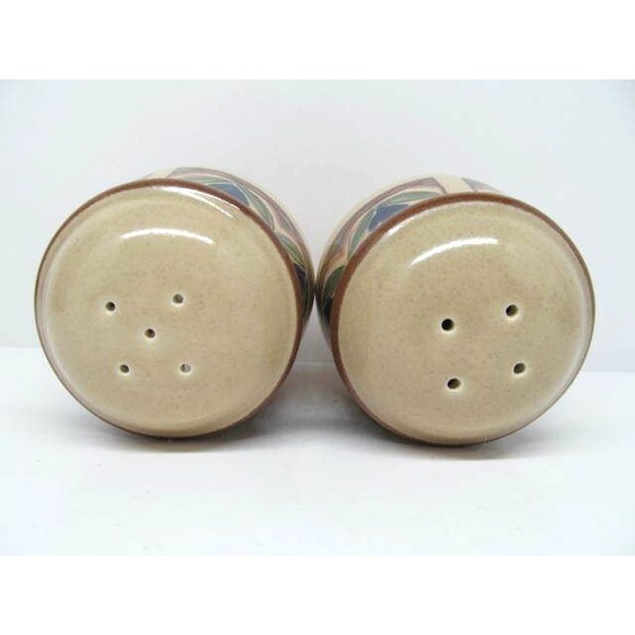 Mikasa Potters Touch Sausalito Salt and Pepper Shaker - Picture 8 of 10